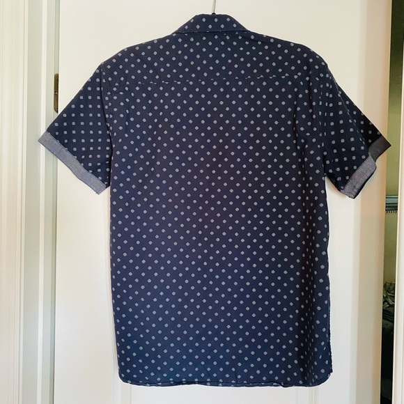 Lot of 2 button down shirts Reaction Kenneth Cole and Eight Avenue size L - Picture 2 of 7